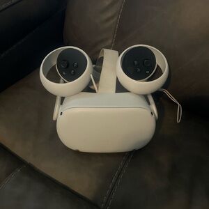 Standalone VR Headset with Controllers - White